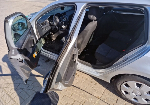 Skoda Octavia cena 42424 przebieg: 162000, rok produkcji 2017 z Warszawa małe 211